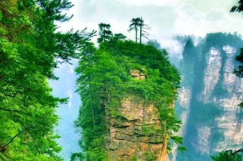 张家界旅游发展突破重围 排全国同类山岳型景区旅游恢复进度首位绝版山水景色新 ... ...