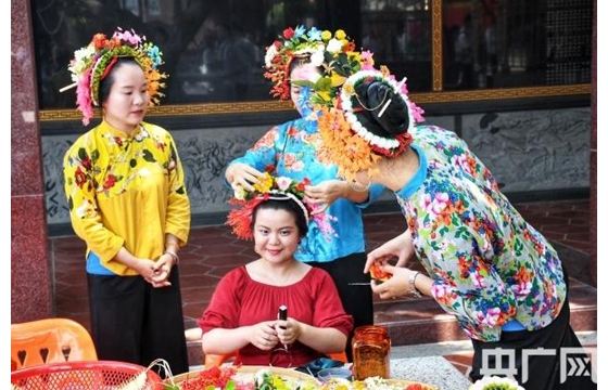 中国有约｜蟳埔女“头顶上的花园”