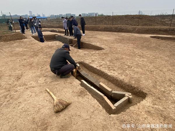 济南莱芜首次考古发掘，29座墓葬现世