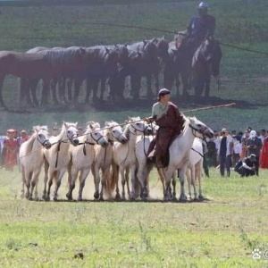 「感悟中华文化·畅游祖国北疆」内蒙古自治区第32届旅游那达慕在锡林浩特市开幕 ...