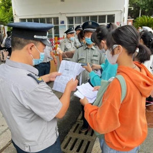 新华全媒+丨准备好了 各地做足“功课”迎开学