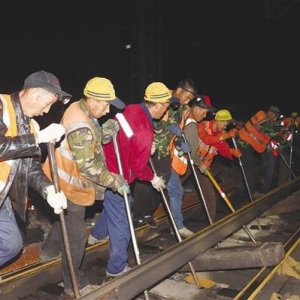 兰青铁路甘肃段集中修施工 预计9月30日全部完成