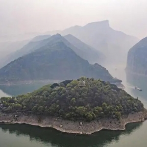 在奉节“游读”一段史诗