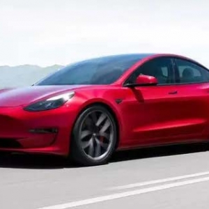 特斯拉中国7月零售销量环比腰斩 都在等新款Model 3？