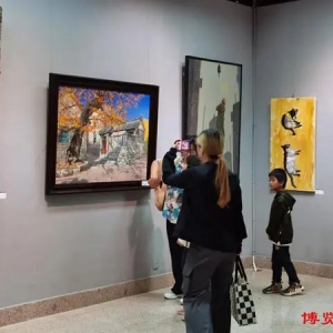 淄博：家门口看画展，国庆节拉满文艺感