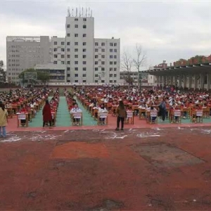 书香画韵 艺术盛宴 渌口中学举行第二届现场千人书画比赛