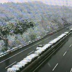 杭州迎连续冰冻天气 市抗雪办发布风险提示