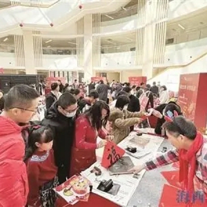 大年初一到十五 厦门市图书馆接待读者近13万人次