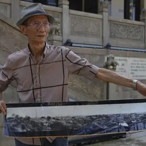 老画家地摊淘到1908年的长沙全景照片，修复后耗时半年画成油画