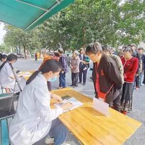 今年，遂寧為274萬余名常住居民免費提供12項基本公共衛生服務